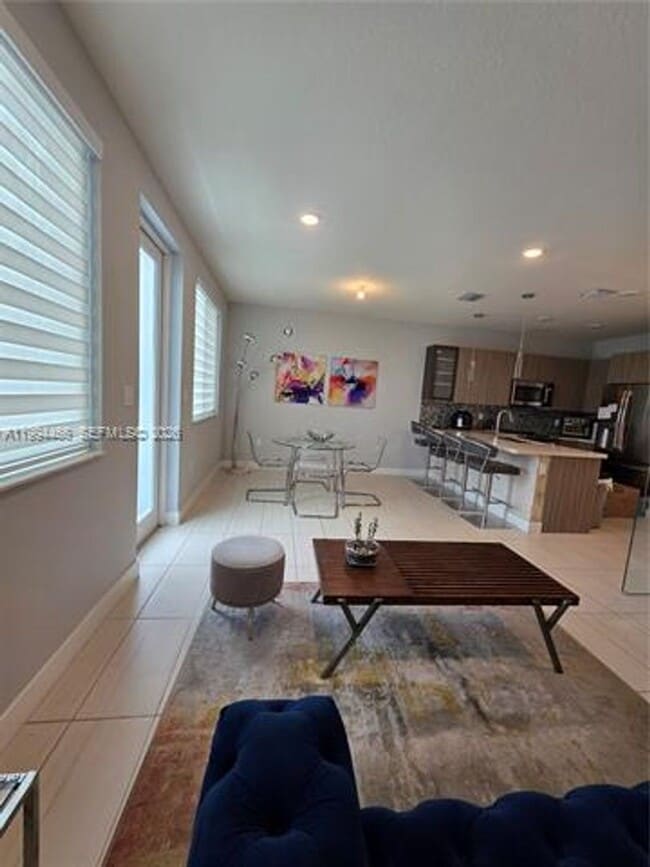 Building Photo - 10222 NW 64th Way