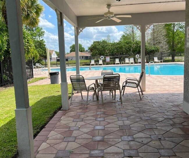 Building Photo - 5000 Anclote River St