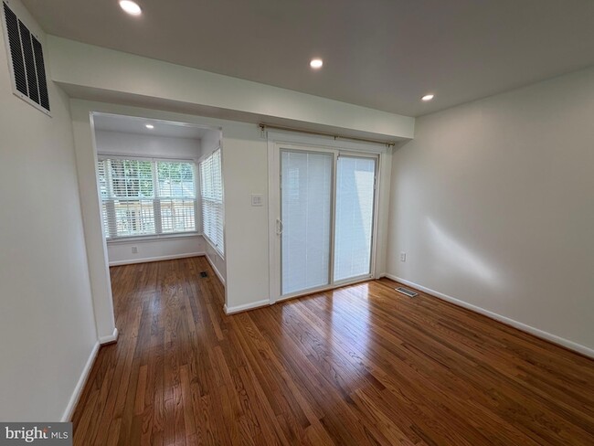 Building Photo - 12224 Dapple Gray Ct