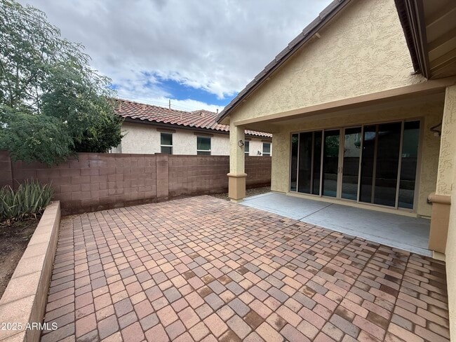 Building Photo - 276 E Coconino Dr