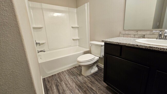 Building Photo - Cozy Townhome in South Lubbock