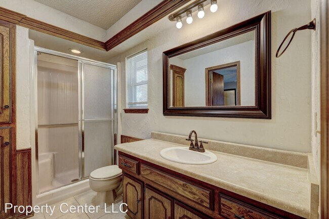 Building Photo - 3 br, 2 bath House - 1322 Summerton Place