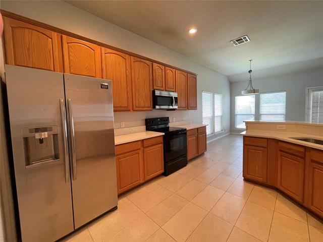 Building Photo - 1208 Lazy Ln