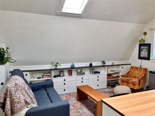 Building Photo - 2102 Travis Heights Blvd