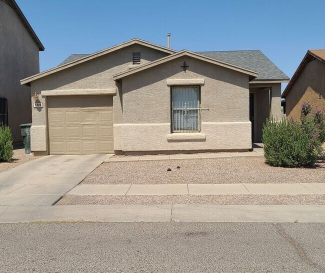 Primary Photo - Charming 2-bedroom, 1-bathroom washer/dryer
