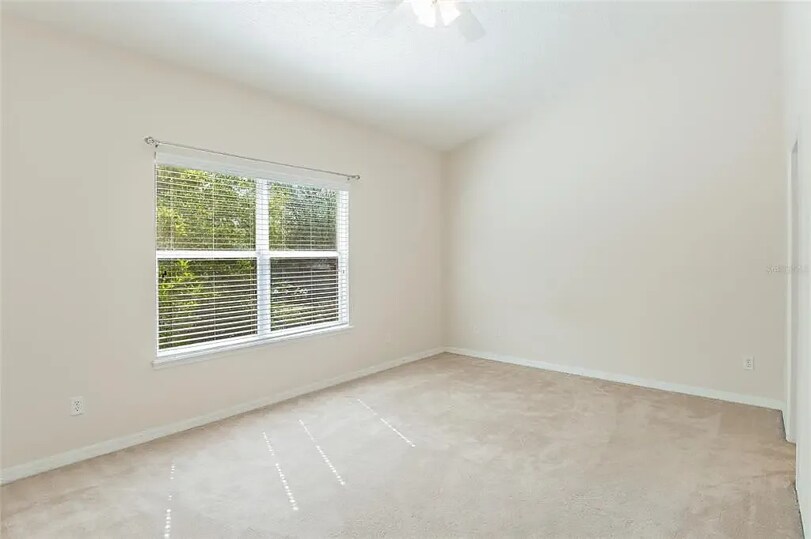 Building Photo - 632 Pinebranch Cir