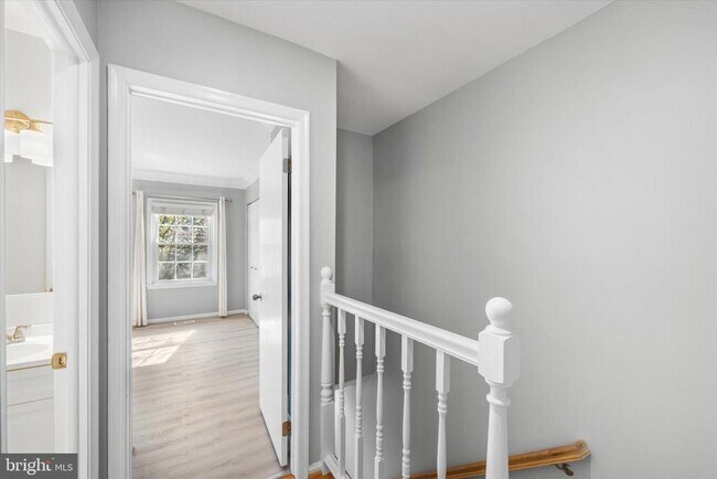 Building Photo - 10276 Arizona Cir