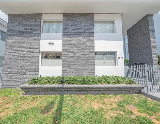 Building Photo - 6871 Abbott Ave