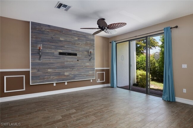 Building Photo - 15820 Portofino Springs Blvd