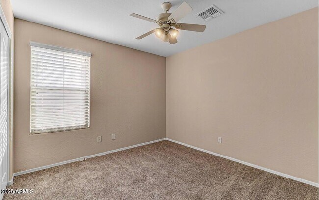 Building Photo - 9043 W Fullam St