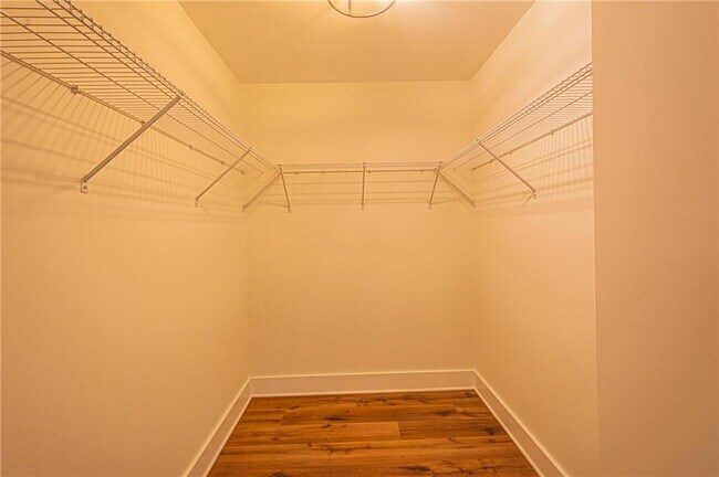 Building Photo - 635 Cane Creek Valley Rd