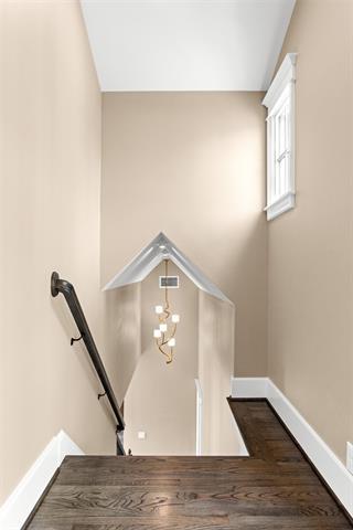 Building Photo - 5230 Homer St