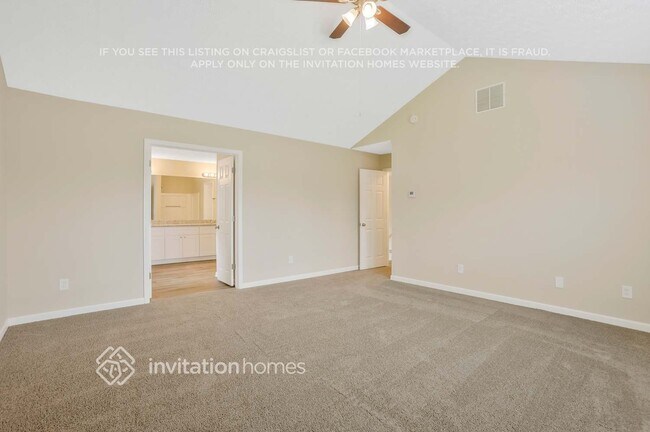 Building Photo - 5749 Cove Ln