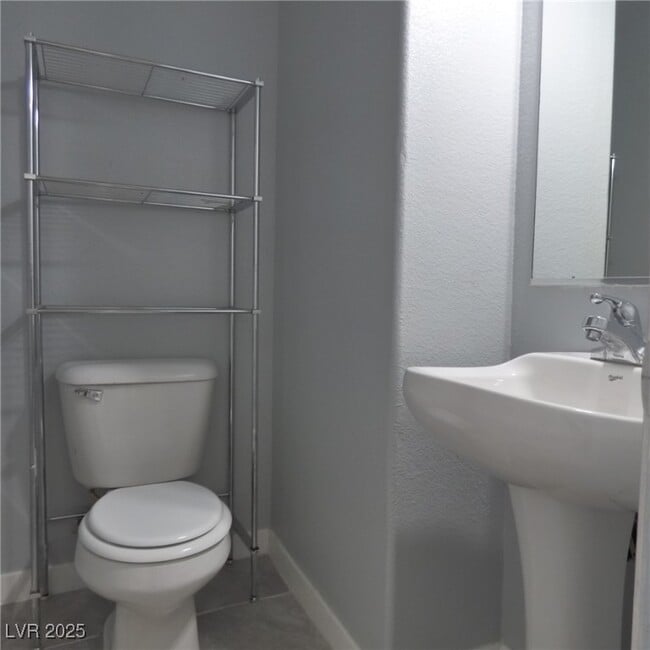 Building Photo - 4759 Pinon Pointe Rd