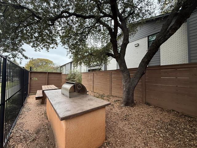 Building Photo - 5928 Fletcher Ave