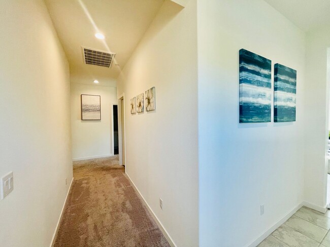 Building Photo - 7793 Sunny Gulch Ct