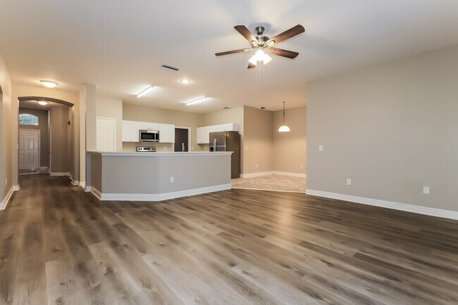 Building Photo - 907 Pyrite Ct