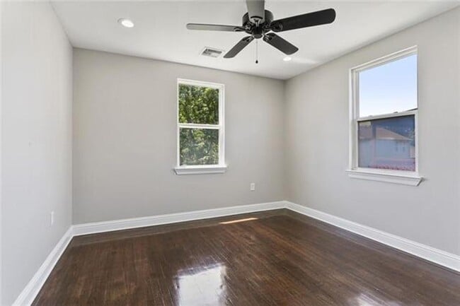 Building Photo - Spacious 2BD/1BA in Gentilly