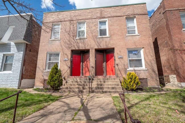 Building Photo - 3431 Juniata St
