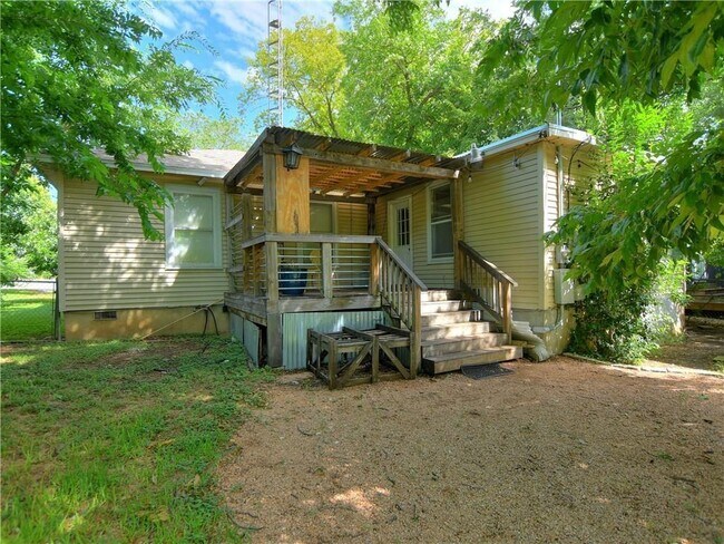 Building Photo - 5505 Avenue G