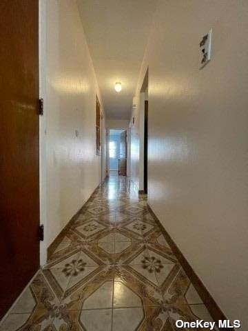 Building Photo - 61-23 Tonsor St