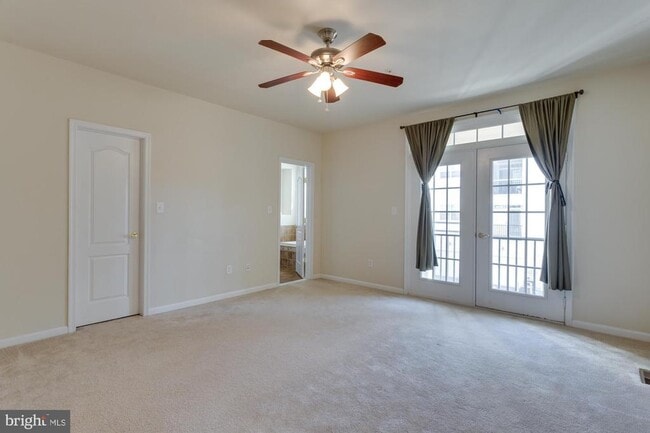 Building Photo - 22720 Beacon Crest Terrace