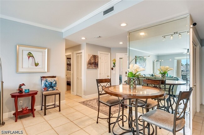 Building Photo - 4530 Gulf Shore Blvd N