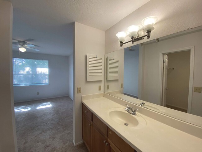 Building Photo - 2 bedroom condo in Ponte Vedra Beach