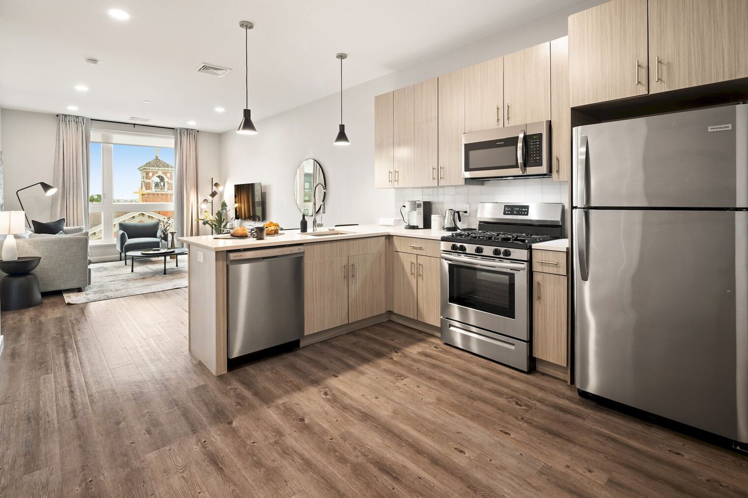 Building Photo - 240 Congress Ave