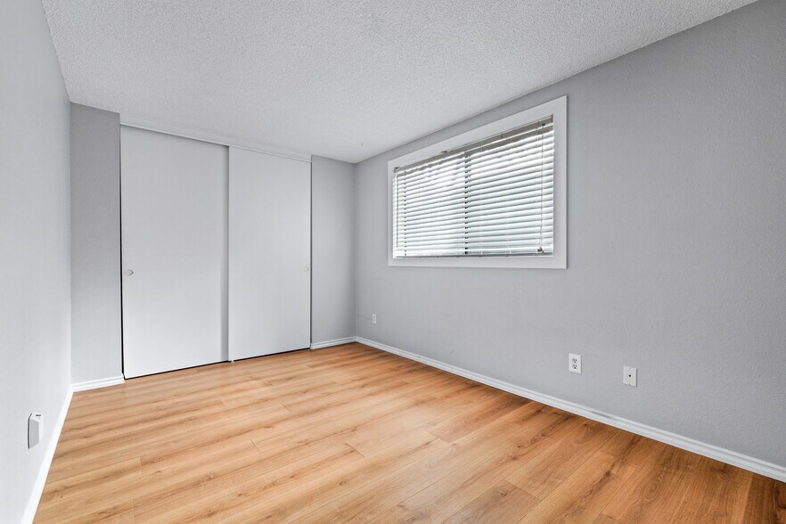 2nd bedroom - 130 SW 116th St
