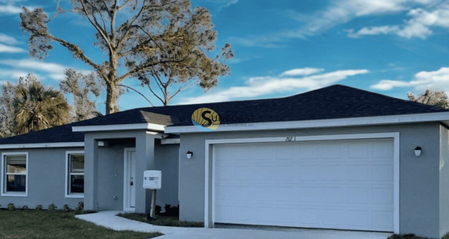 Primary Photo - 20241 Peachland Blvd