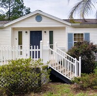 Building Photo - 2233 Indigo Ave