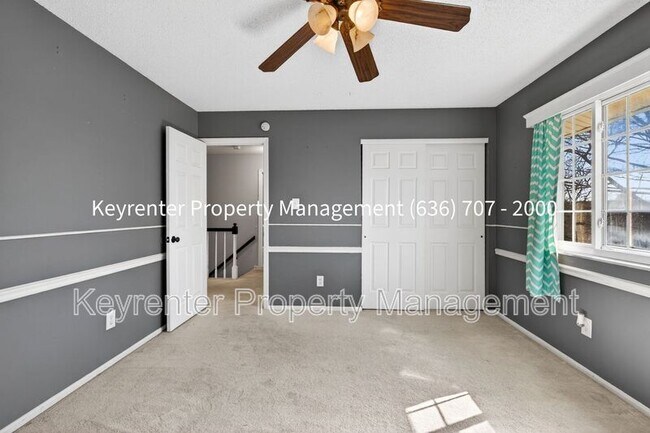 Building Photo - 971 Whispering Ridge Ln