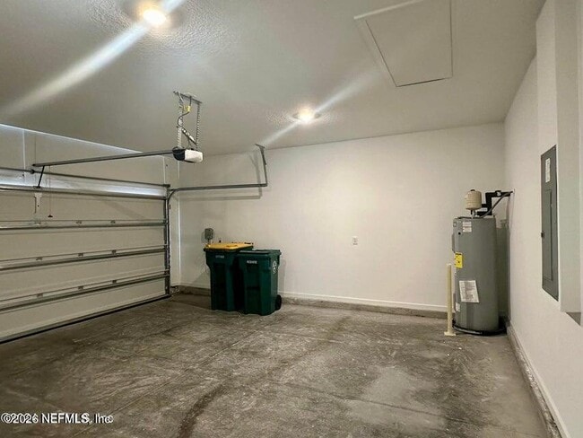 Building Photo - 6923 Skinners Dairy Wy