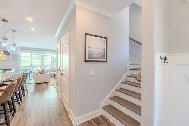 Building Photo - 52 Sandcastle Ct
