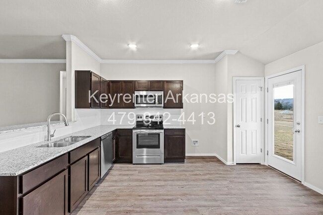 Building Photo - Beautiful new build home!