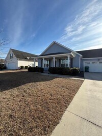 Building Photo - An Unbeatable Location and Stunning Home!!