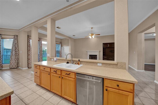 Building Photo - 1806 Rock Spring Ct
