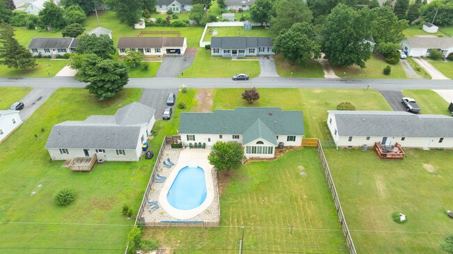 Primary Photo - 641 Adams Dr