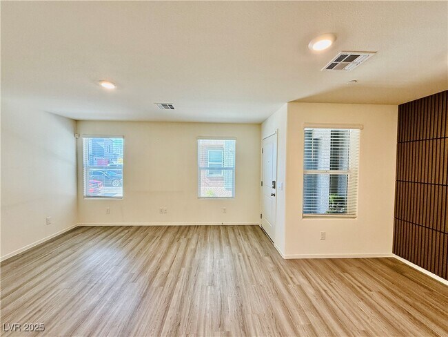 Building Photo - 2562 Blue Passion Ave
