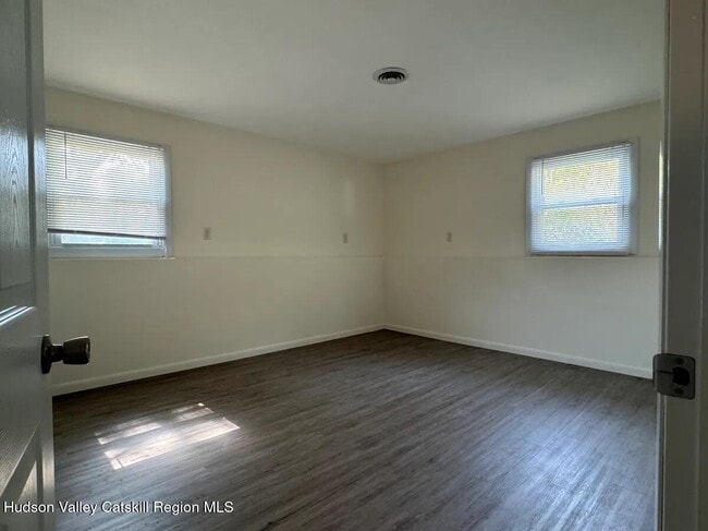 Building Photo - 249 NY-32