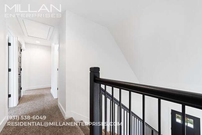 Building Photo - Luxury Modern Home with Covered Deck & Bonus Room - Enjoy Your First Month FREE with a 13-Month L...