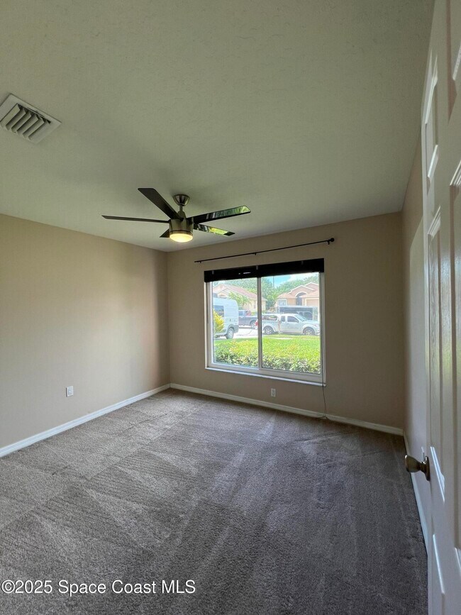 Building Photo - 2540 Alicia Ln