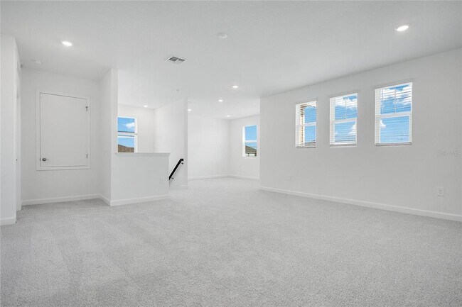 Building Photo - 5640 Vinyasa Rd