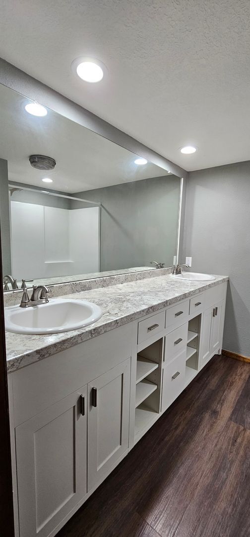 Building Photo - Stunning Rosewood Home COMING SOON