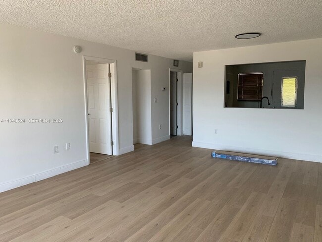 Building Photo - 3600 NE 170th St