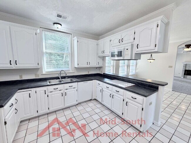 Building Photo - 8971 Meaghan Dr