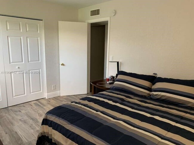 Building Photo - 3737 NW 20th St