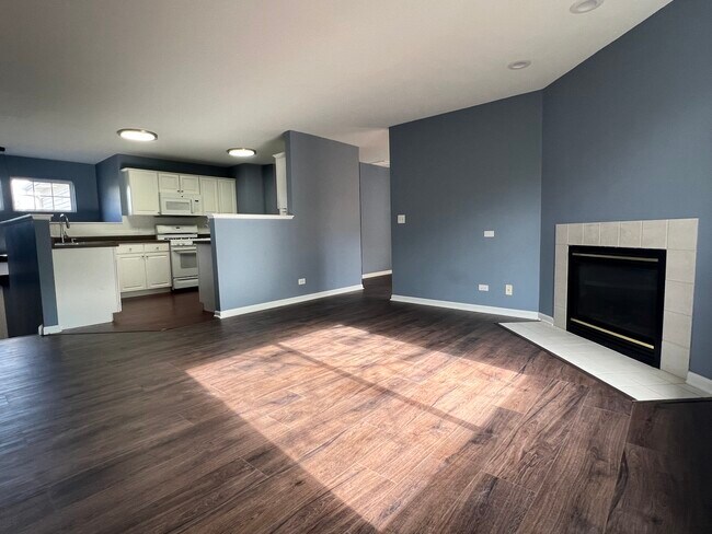 Building Photo - 3413 Blue Ridge Dr
