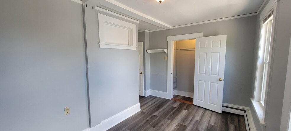 Bedroom - 125 Laurel St